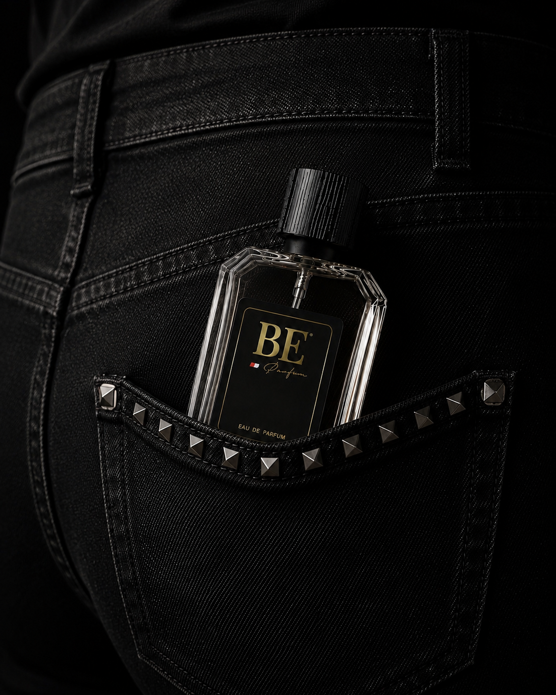 V-40 inspired by BORN ROMA UOMO